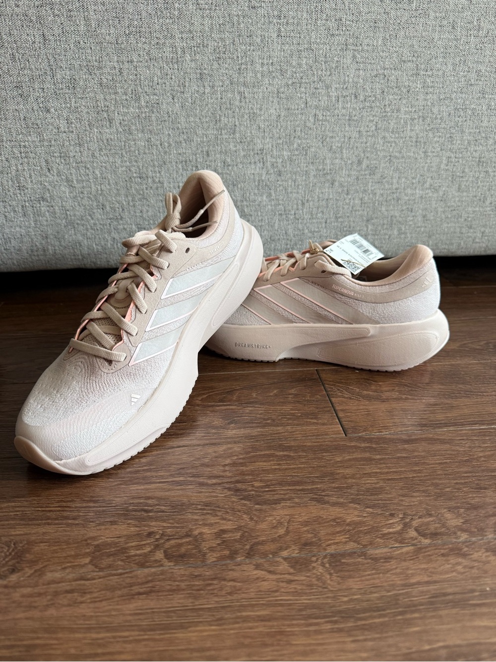 NWT Women’s Adidas Supernova Rise 3